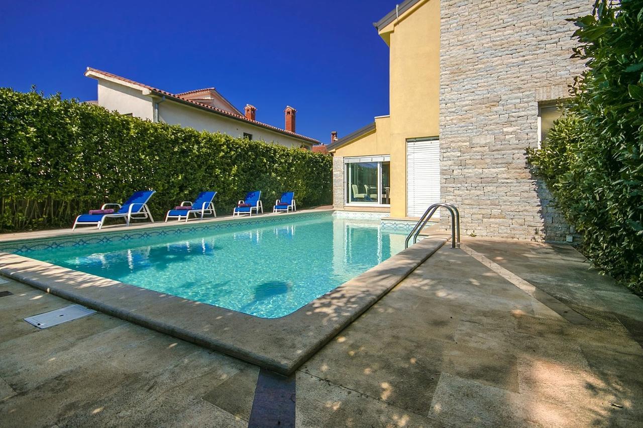 Villa Lidija Poreč Kültér fotó